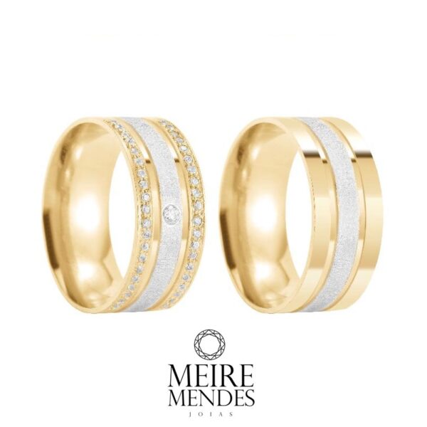 Aliança Ouro Amarelo 18 k E Branco Com Zircônias Na Feminina