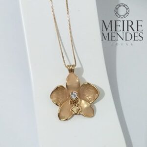 Gargantilha Pingente Flor