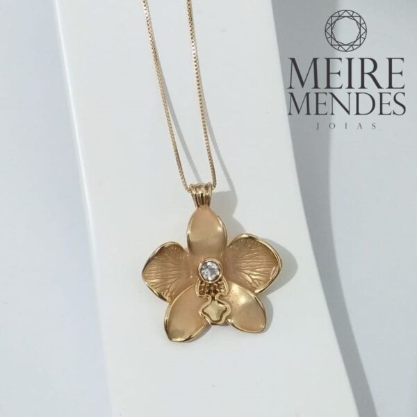 Gargantilha Pingente Flor